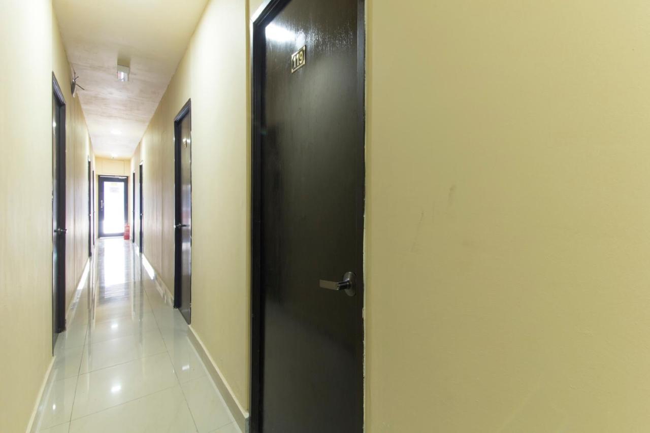 Oyo 697 Niche Valley Hotel Kuala Lumpur Ngoại thất bức ảnh