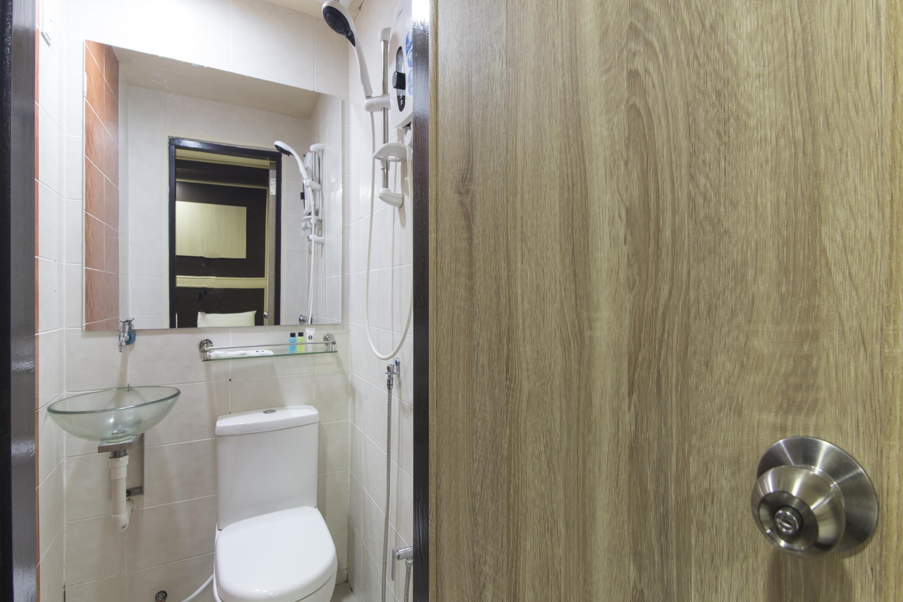 Oyo 697 Niche Valley Hotel Kuala Lumpur Ngoại thất bức ảnh