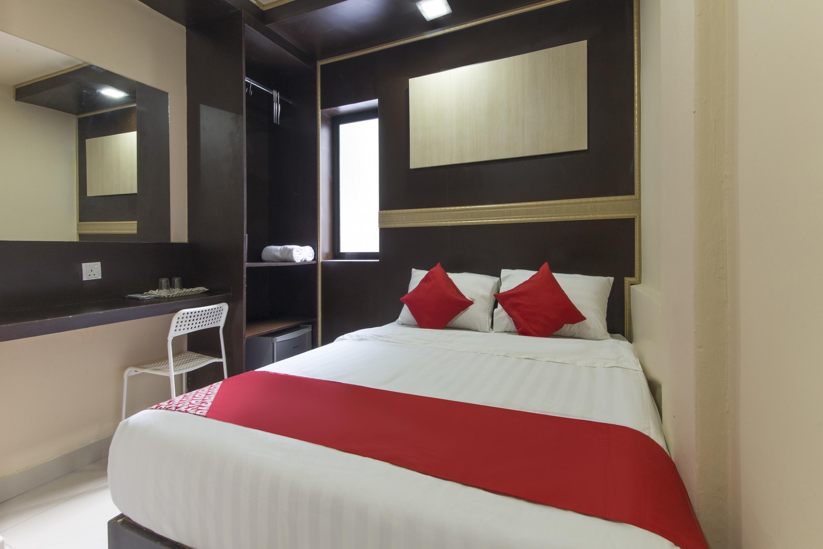 Oyo 697 Niche Valley Hotel Kuala Lumpur Ngoại thất bức ảnh
