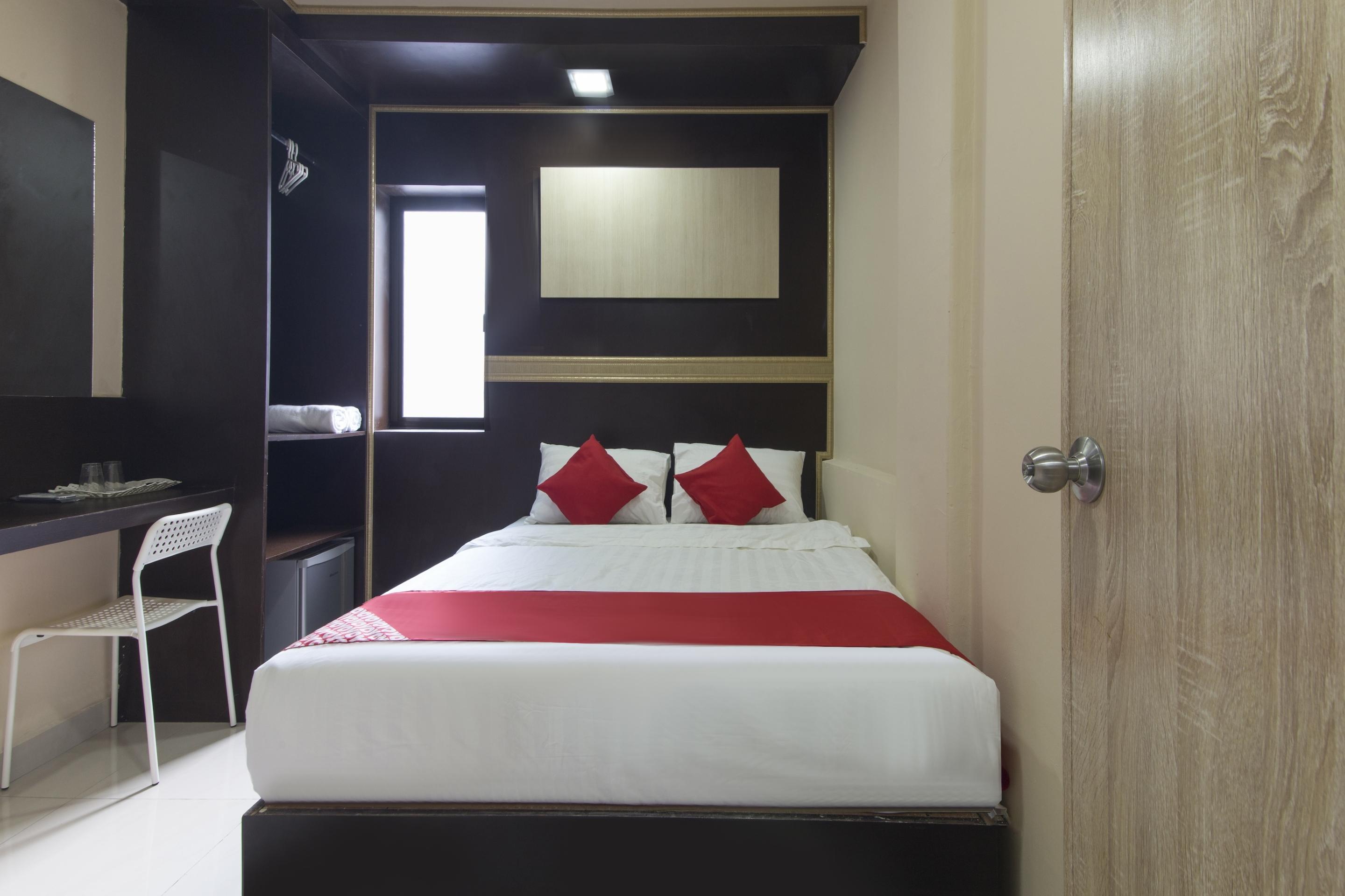 Oyo 697 Niche Valley Hotel Kuala Lumpur Ngoại thất bức ảnh