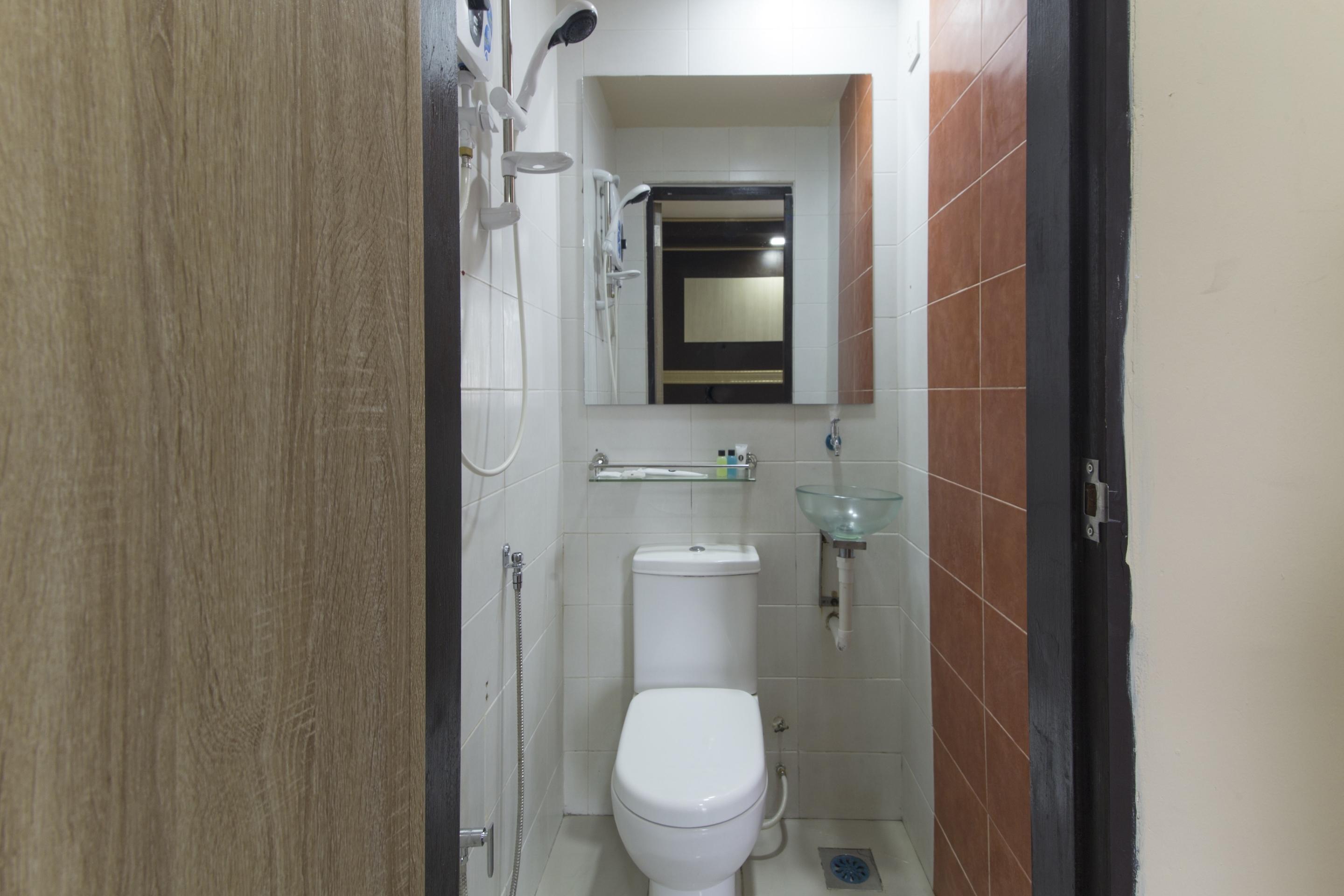 Oyo 697 Niche Valley Hotel Kuala Lumpur Ngoại thất bức ảnh