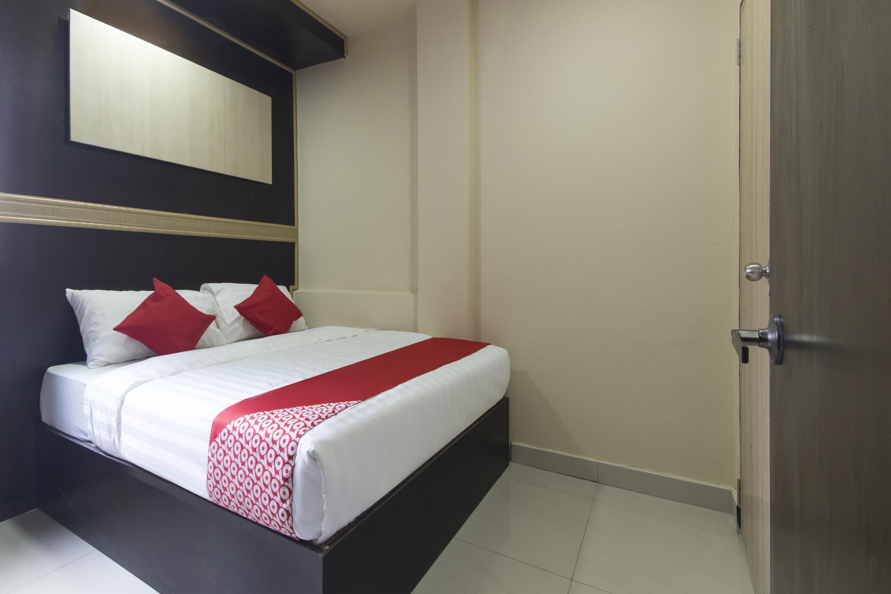 Oyo 697 Niche Valley Hotel Kuala Lumpur Ngoại thất bức ảnh