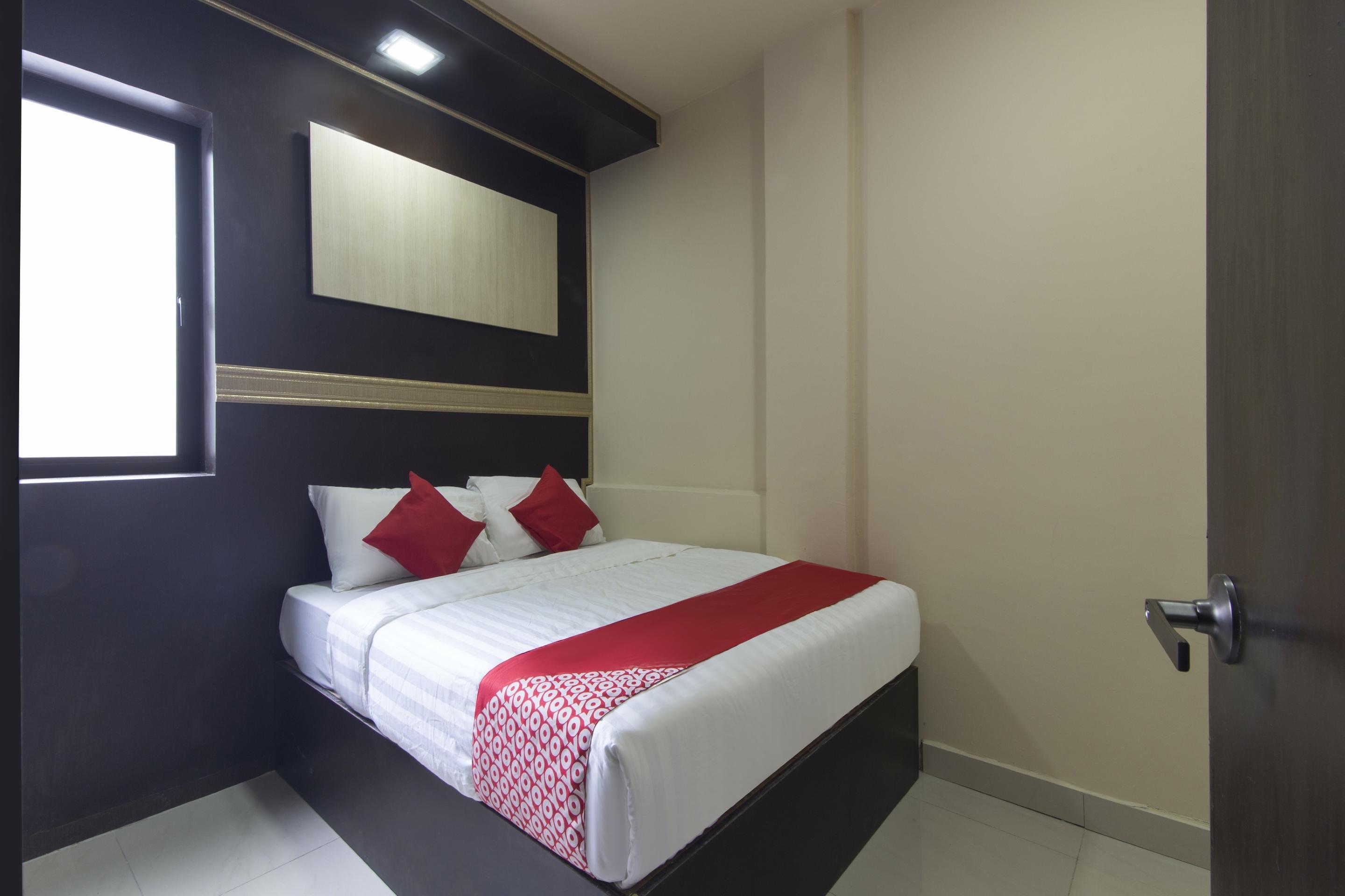 Oyo 697 Niche Valley Hotel Kuala Lumpur Ngoại thất bức ảnh