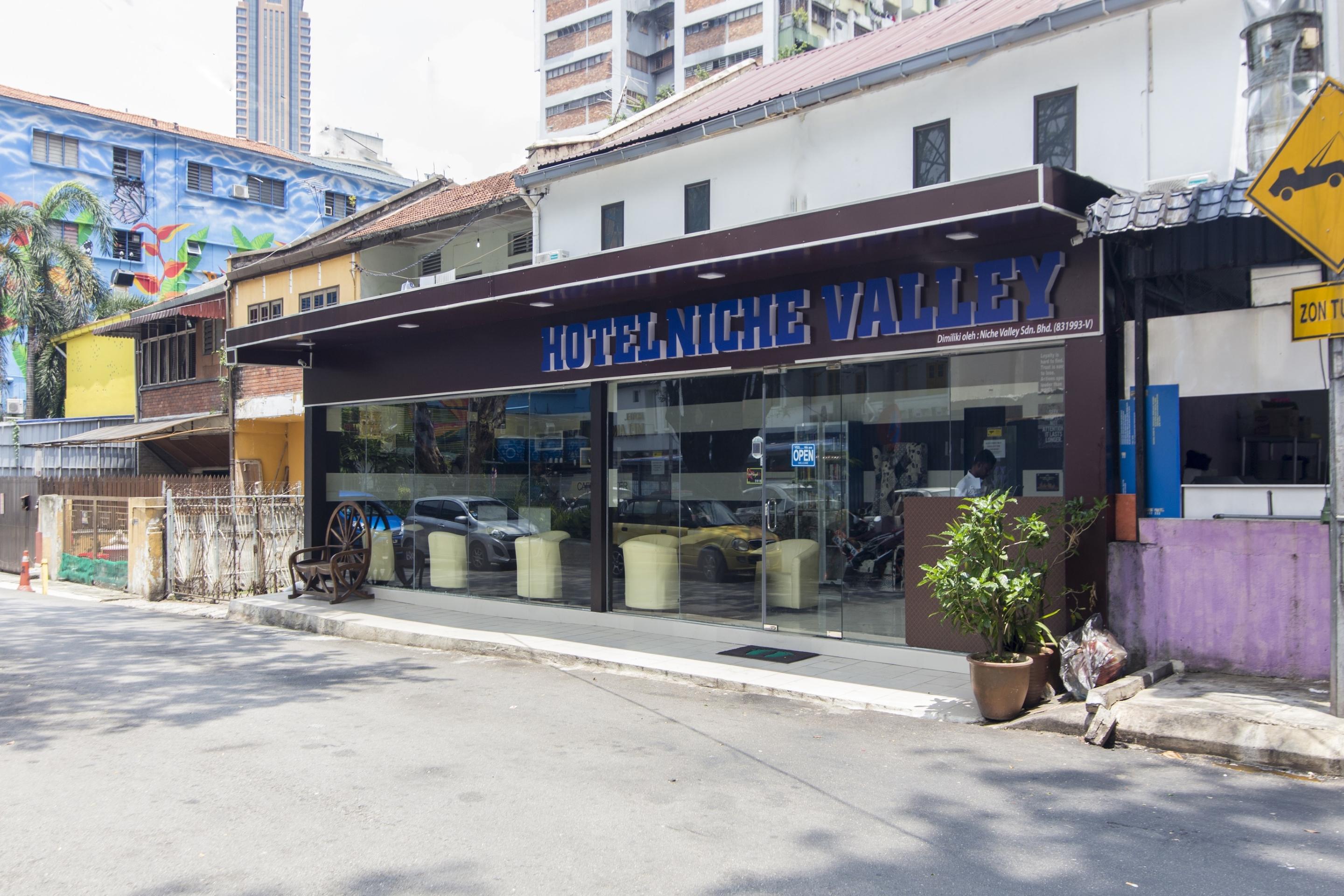 Oyo 697 Niche Valley Hotel Kuala Lumpur Ngoại thất bức ảnh
