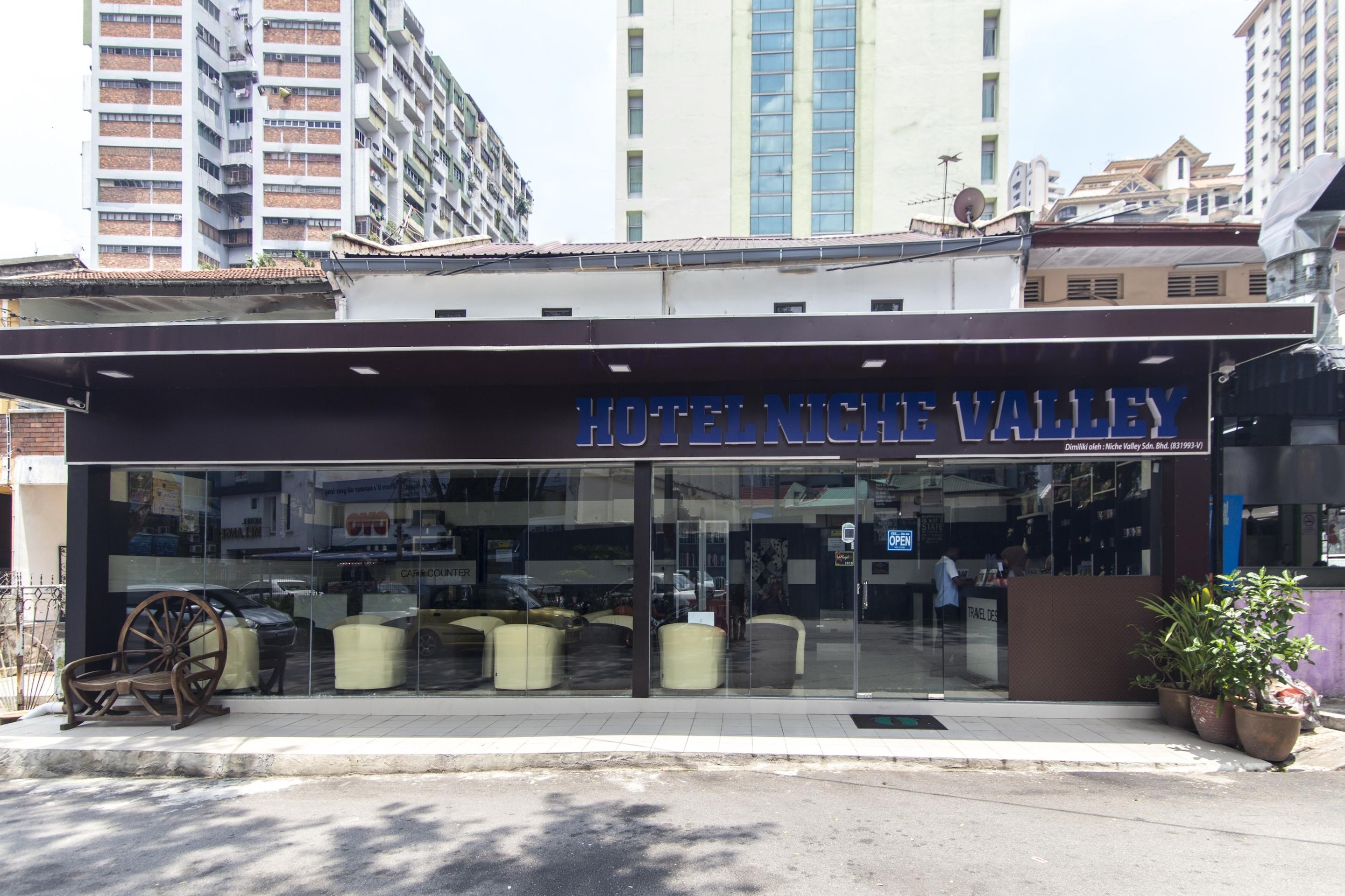 Oyo 697 Niche Valley Hotel Kuala Lumpur Ngoại thất bức ảnh